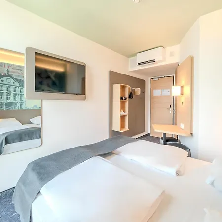 Hotel Offenburg-hbf 3*